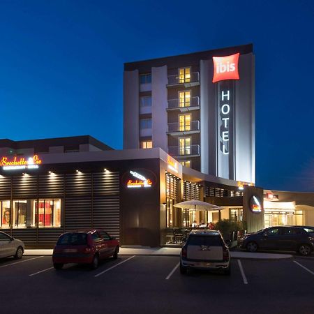 Отель Ibis Шоле Экстерьер фото